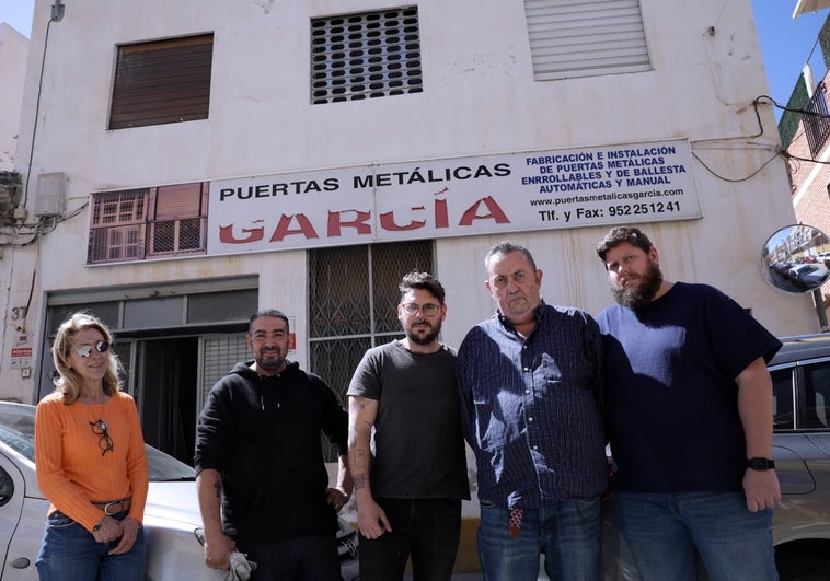 Puertas Metálicas García baja la persiana tras 91 años en El Molinillo