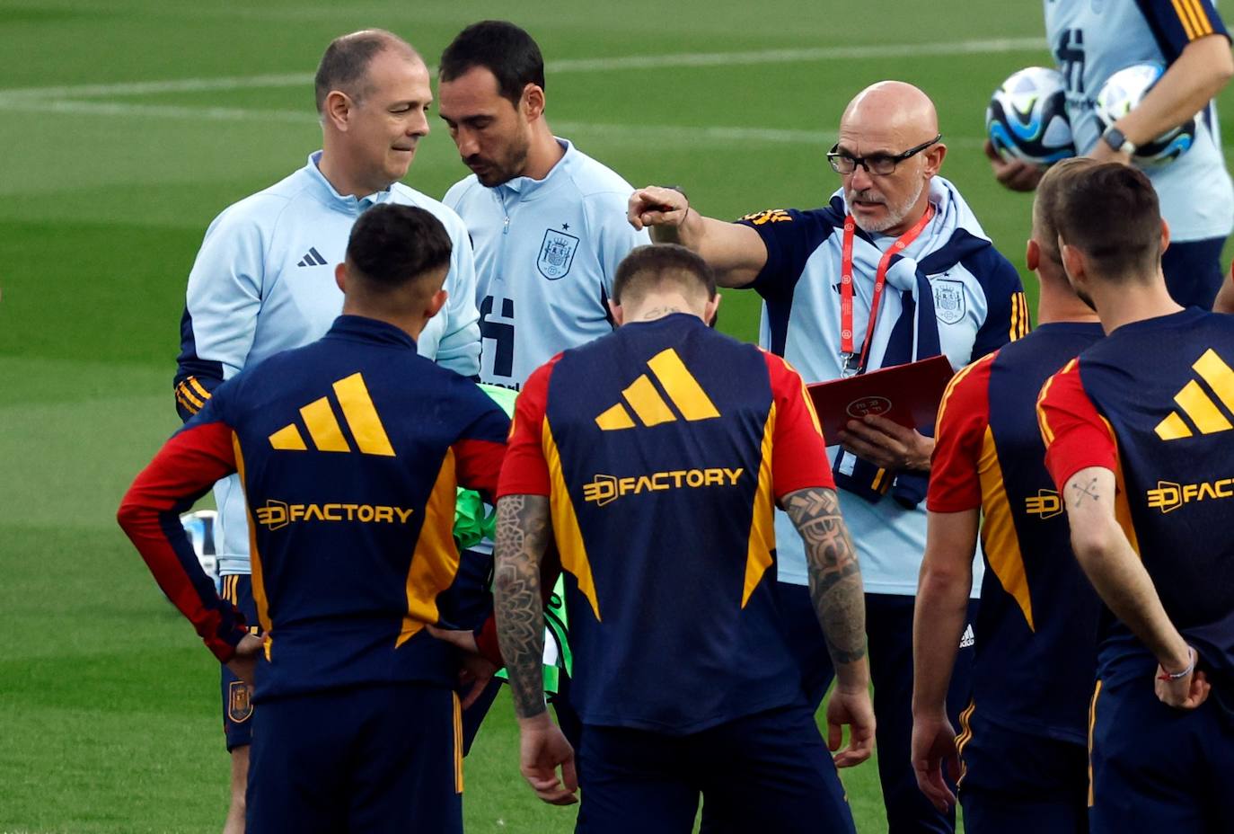 Entrenamiento de la selección española de fútbol en La Rosaleda