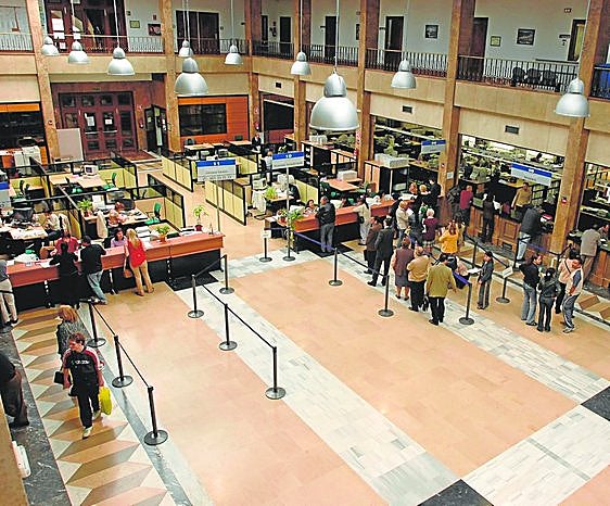 Imagen de archivo de las dependencias de una oficina de la Agencia Tributaria en España.