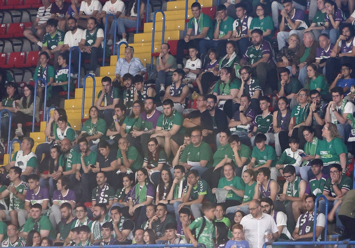 Aficionados del Unicaja, este domigo en San Pablo.