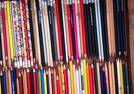 El lápiz, una herramienta de escritura versátil y accesible.