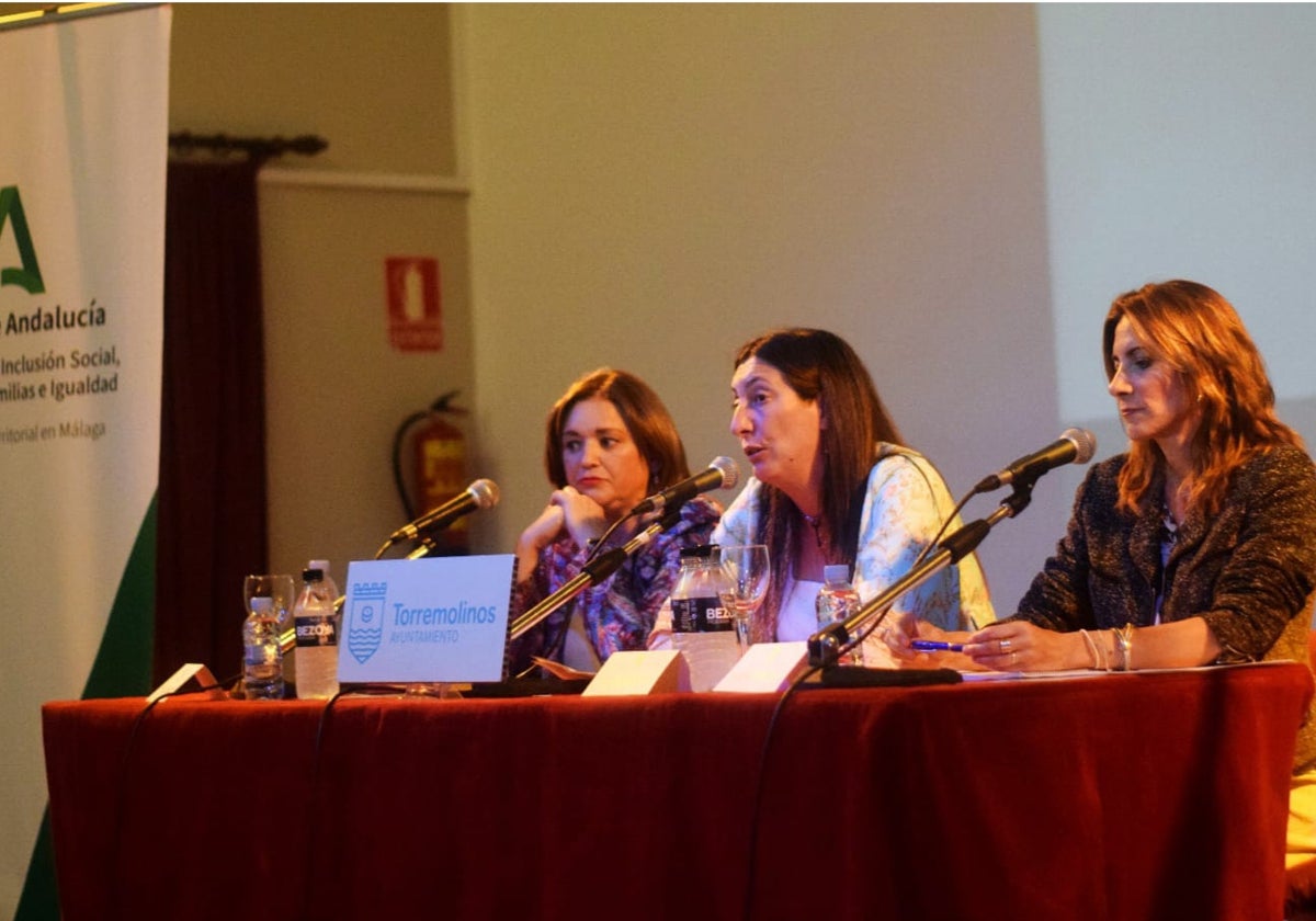 La Junta crea dos protocolos contra la violencia de género y la LGTBIfobia