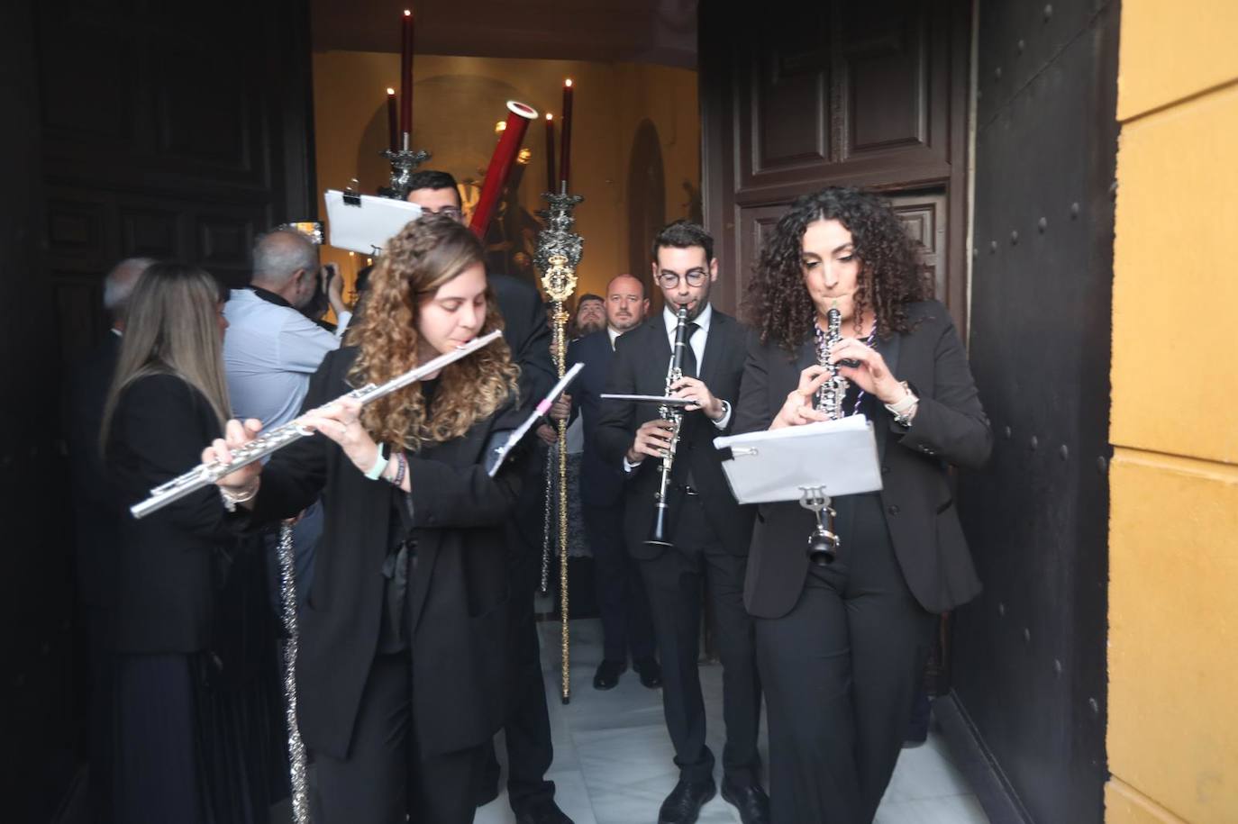 Traslados y procesiones de vísperas de la Semana Santa de Málaga 2023