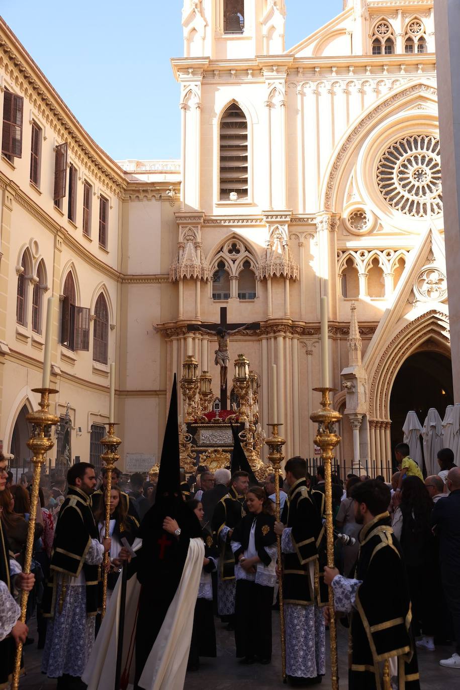 Semana Santa de Málaga 2023: Traslados y procesiones del Sábado Santo