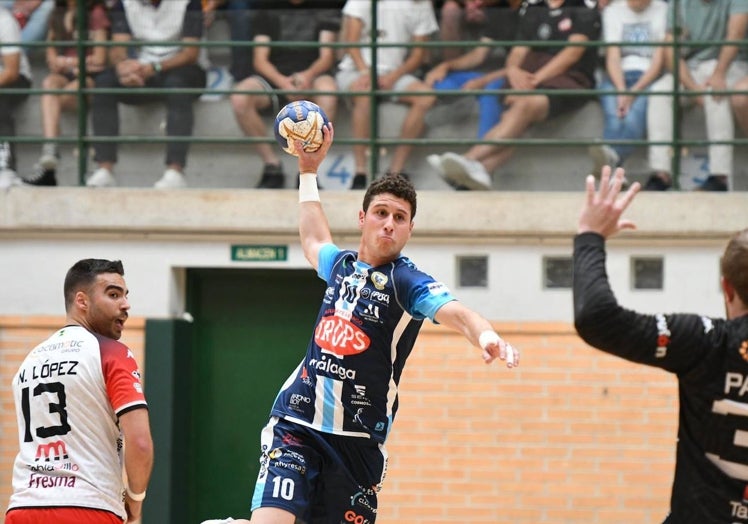 Jesús Melgar, en un lanzamiento en el partido de este sábado en los Olivos.