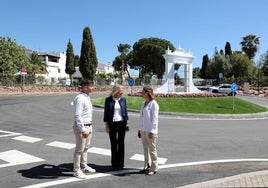 Nueva glorieta en El Mirador.