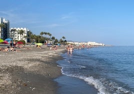 Imagen de la nerjeña playa de El Playazo, en su extremo más occidental.