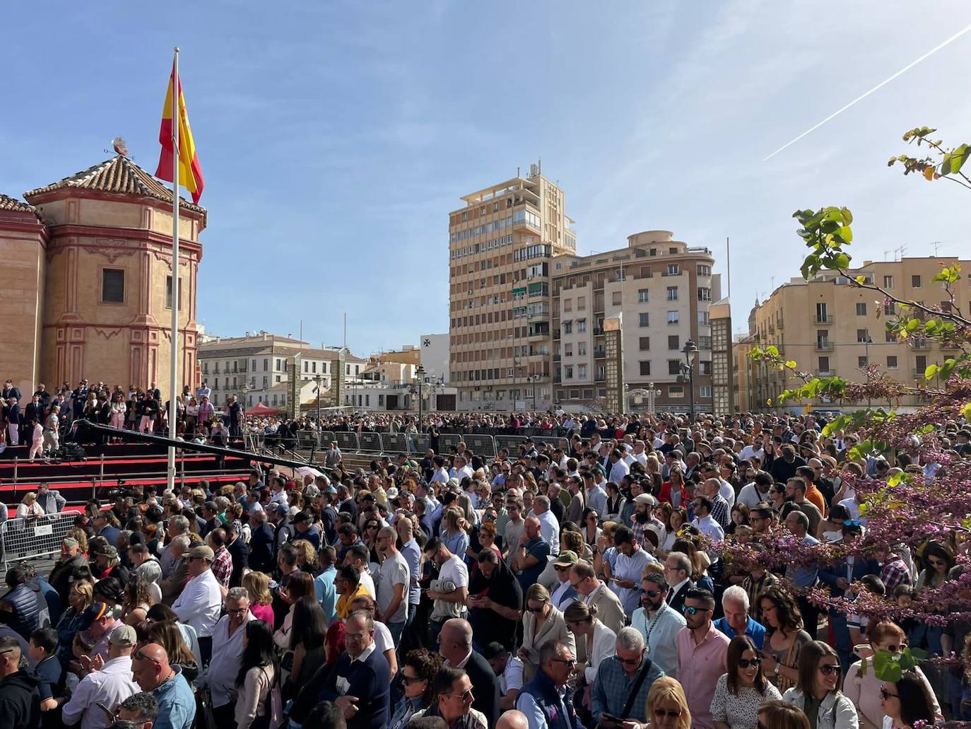 Las mejores fotos del desembarco de la Legión y del traslado del Cristo de Mena