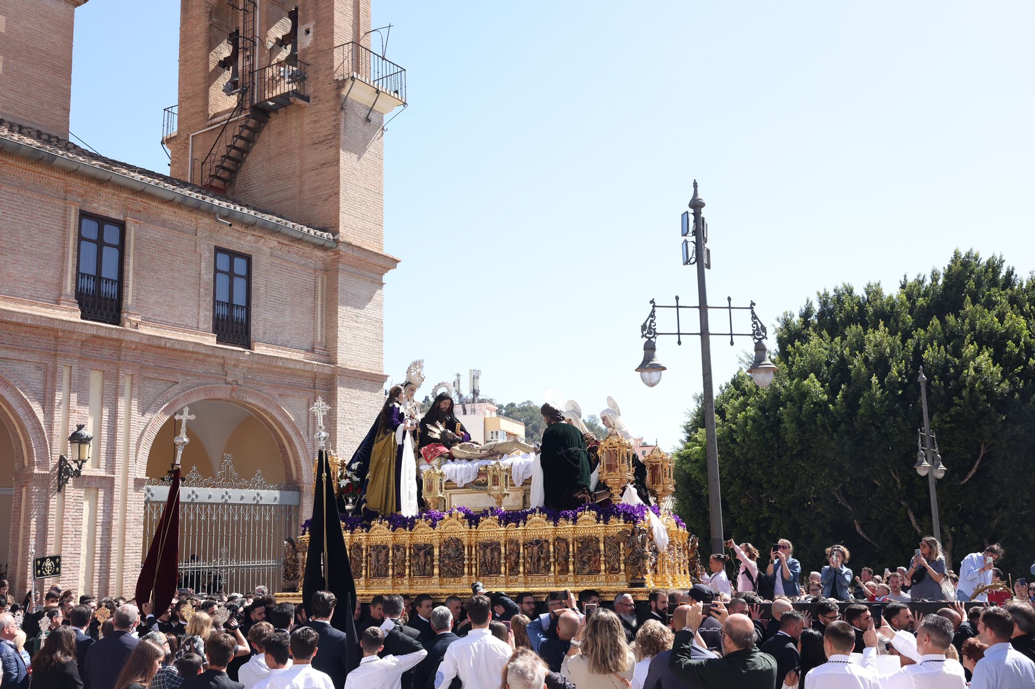 Momento de la salida de Monte Calvario