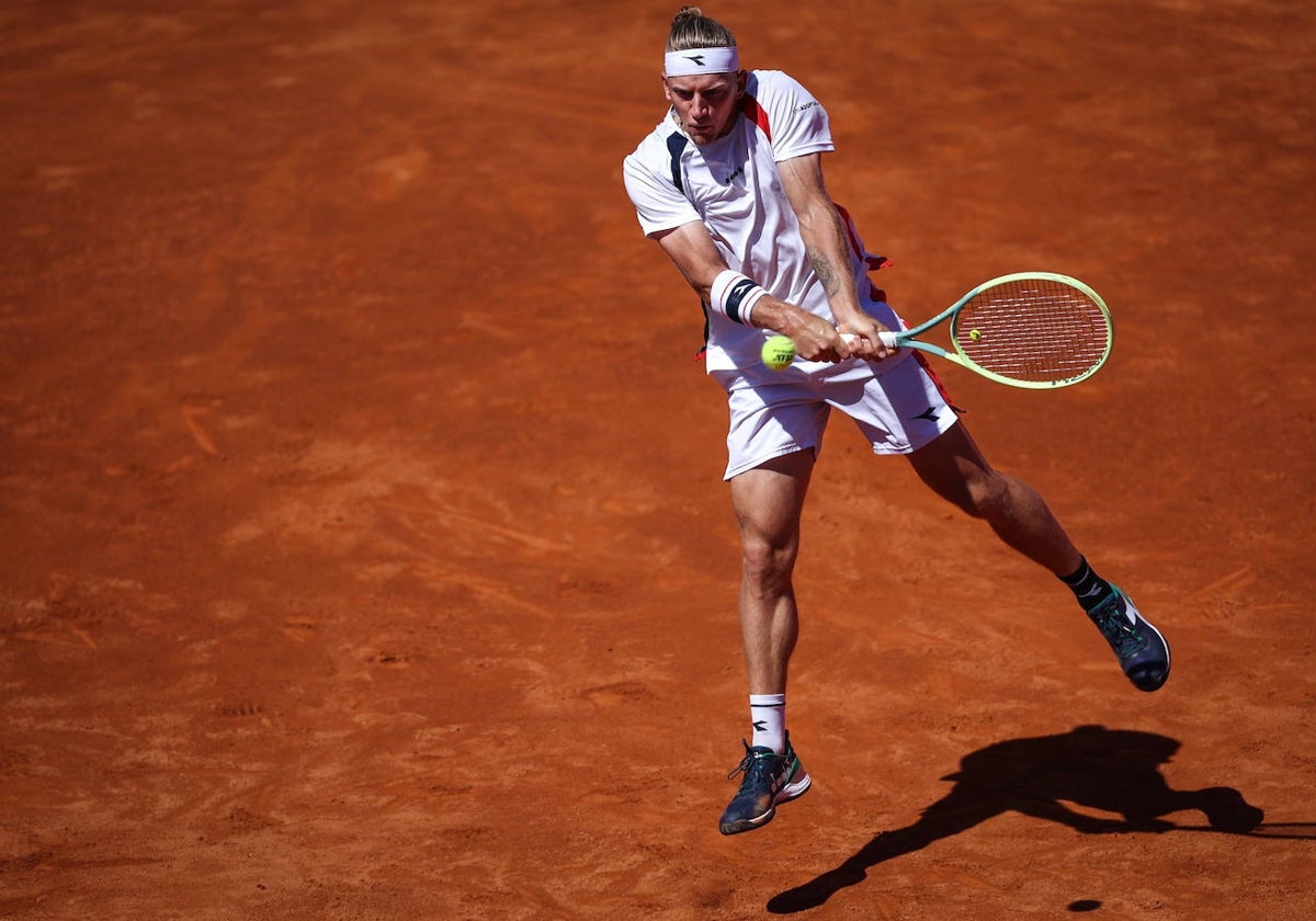 Alejandro Davidovich, en su último partido, el viernes en Estoril ante Cecchinato.