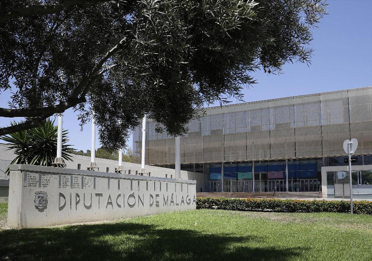 La Diputación de Málaga constituye el Consejo Provincial de Familias