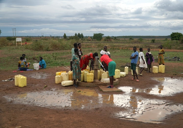 Imagen principal - 102 operaciones en seis días: una maratón de cirugías solidarias