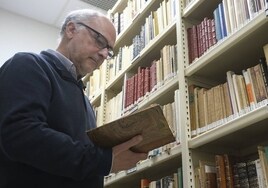 Javier La Beira, en la Biblioteca del Centro del 27.