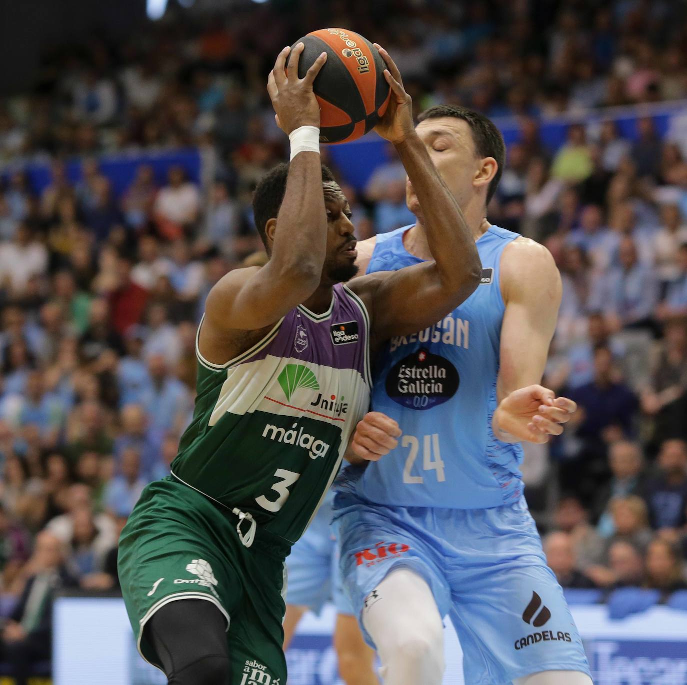 El Unicaja gana en Lugo