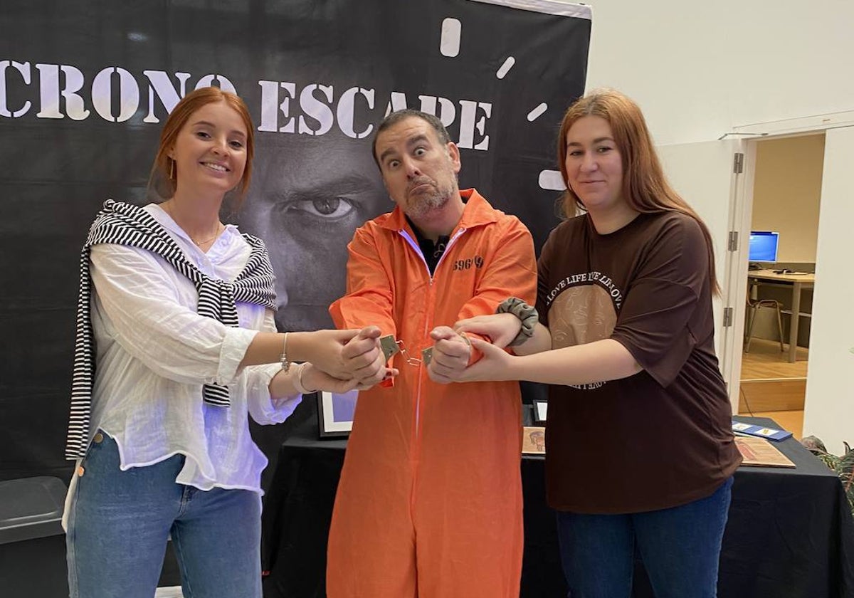 Ana Mélendez, Pepe Hueso y Elena Lozano encargados de poner el broche de oro a la jornada.