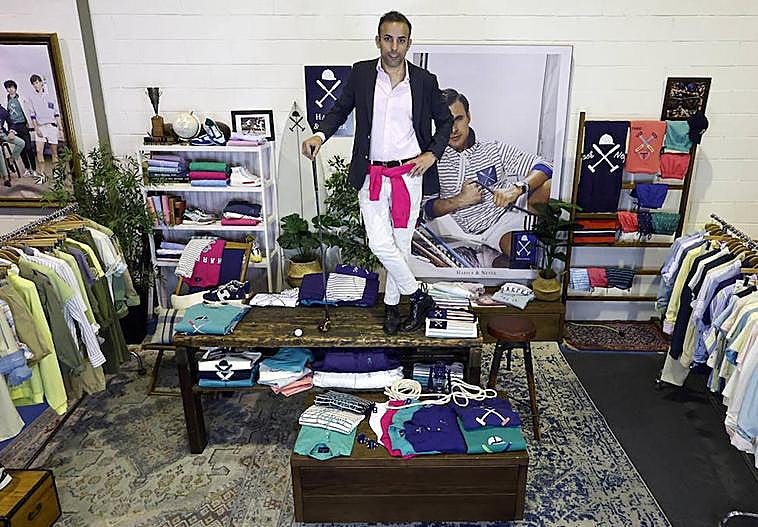 Nabil Salah, en la tienda piloto de Harper&Neyer en su sede de la capital malagueña.