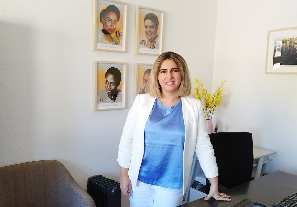 María Fernández: «Quería romper con la barrera colonial»