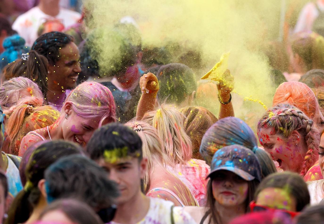 Holi Colours vuelve a Málaga en el Autocines de Málaga