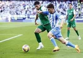 Febas, en una acción del choque del lunes en La Rosaleda.