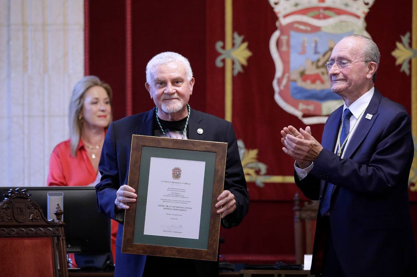 Medalla de la Ciudad y Título de Hijo Predilecto a Pepe Bornoy