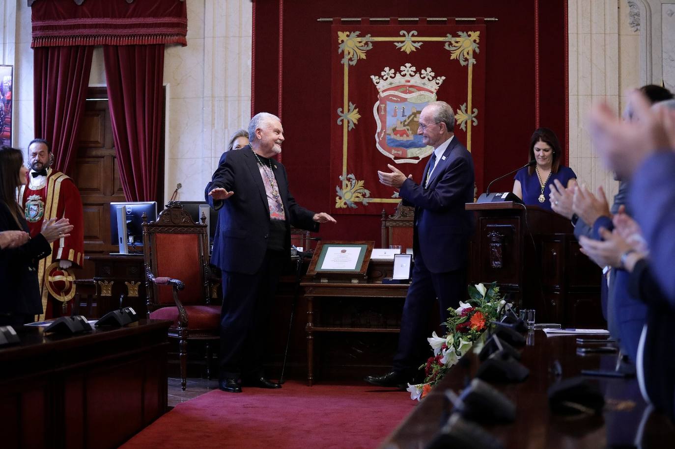 Medalla de la Ciudad y Título de Hijo Predilecto a Pepe Bornoy