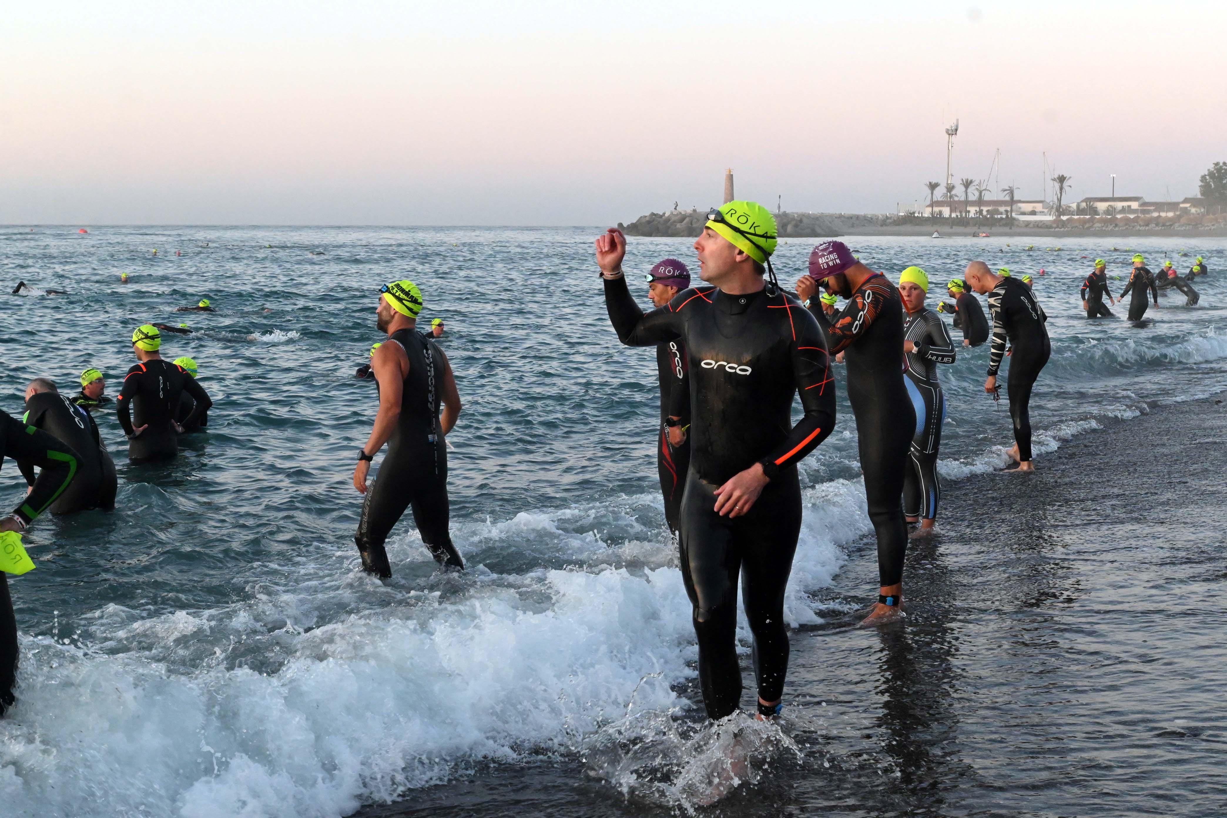 Más de 1.500 triatletas se dan cita en el Ironman 70.3 Marbella