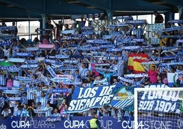 El bufandeo de buena parte de los cerca de medio milllar de aficionados malaguistas presentes en El Toralín este domingo.