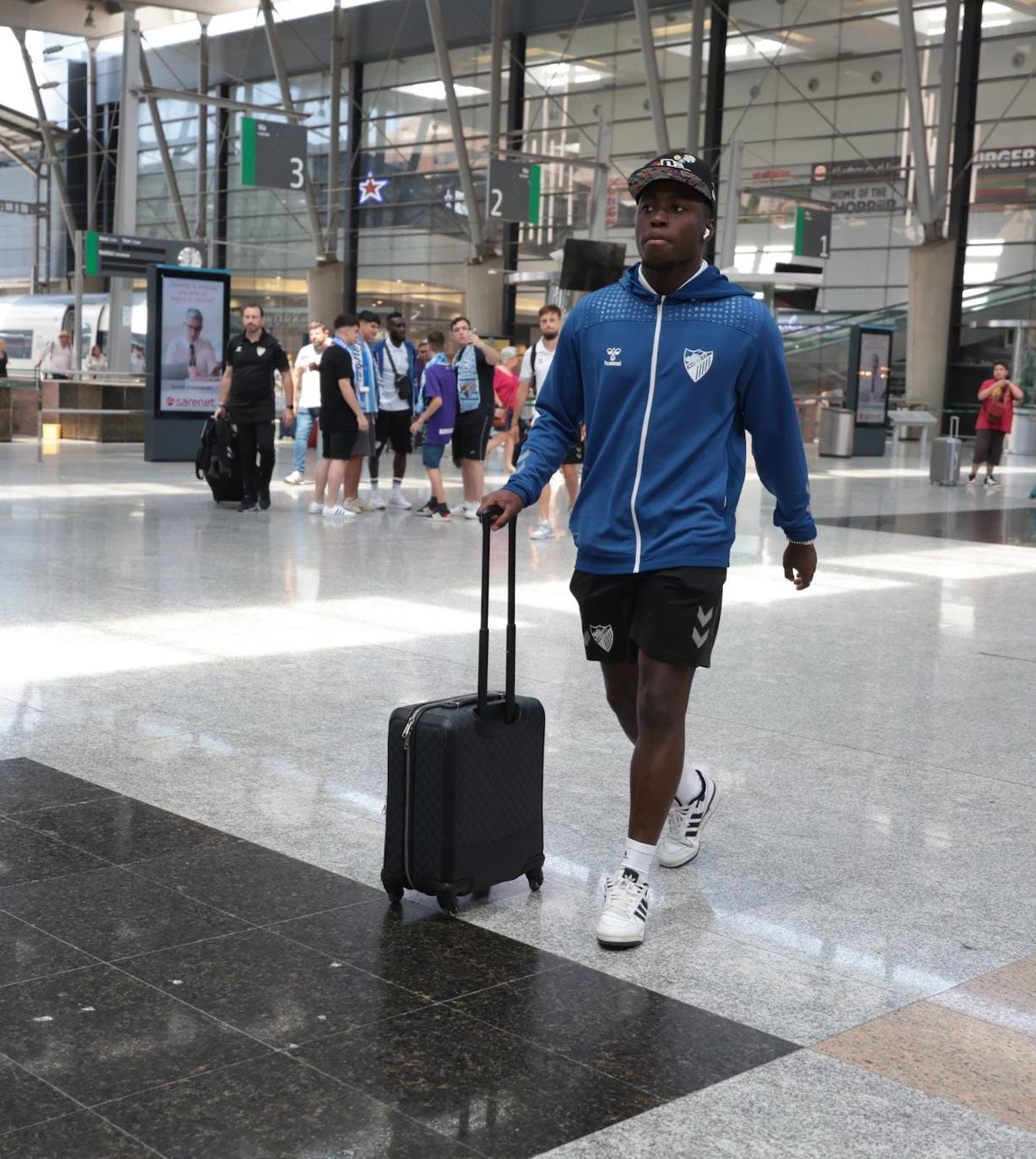 Regreso del Málaga tras la derrota en Ponferrada