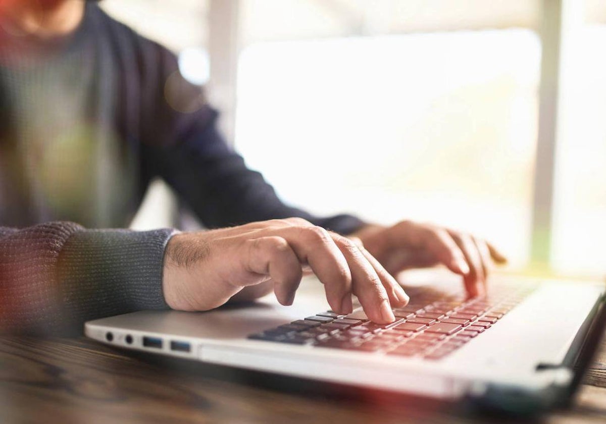 Los notarios ya podrán prestar servicios 'on line': desde entregar copias de escrituras a autorizar la creación de sociedades