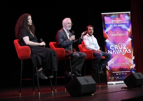 Imagen secundaria 1 - En la imagen superior, parte de las voces de este espectáculo; a la izquierda, Eva Boucherite, Gonzalo Pérez Pastor y John Varo; a la derecha, la malagueña Lucía Bentabol. 