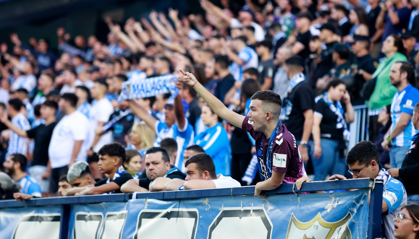 Málaga-Mirandés: Las mejores fotos de la victoria en La Rosaleda