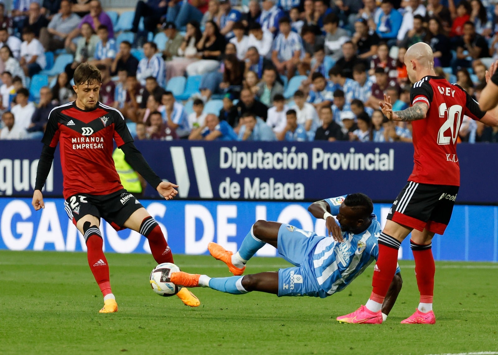 Málaga-Mirandés: Las mejores fotos de la victoria en La Rosaleda