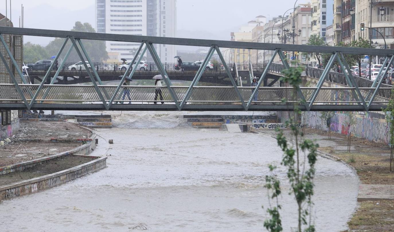 La lluvia regresa a Málaga