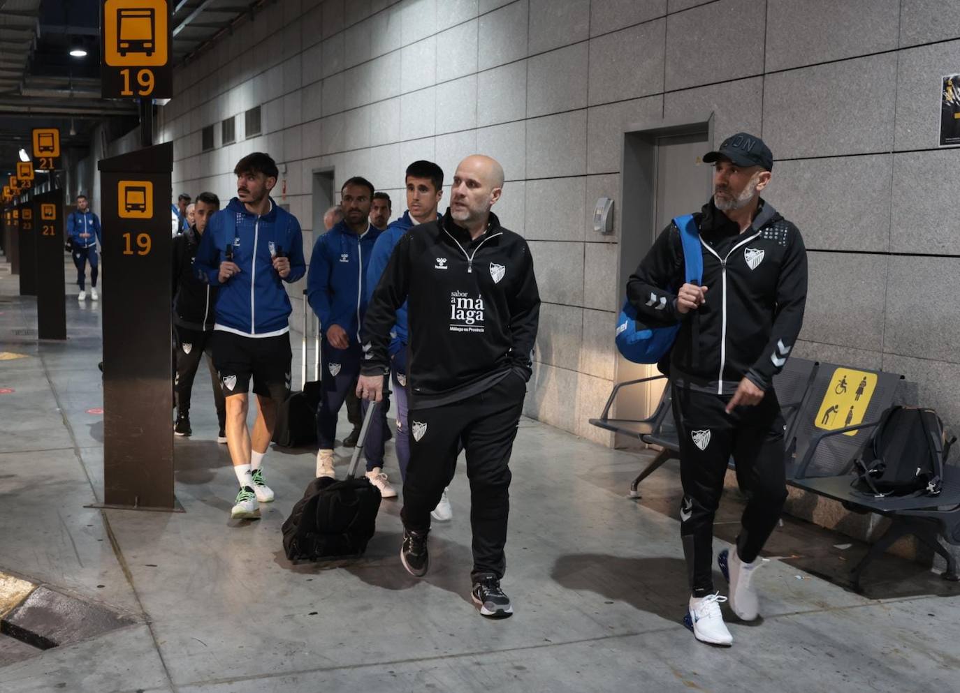 Silencio sepulcral en el regreso de la expedición malaguista