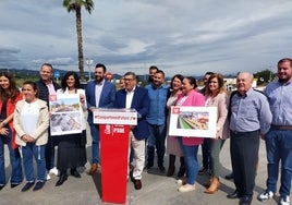 El alcalde socialista de Vélez-Málaga y candidato a la reelección, Antonio Moreno Ferrer, este martes en la zona.