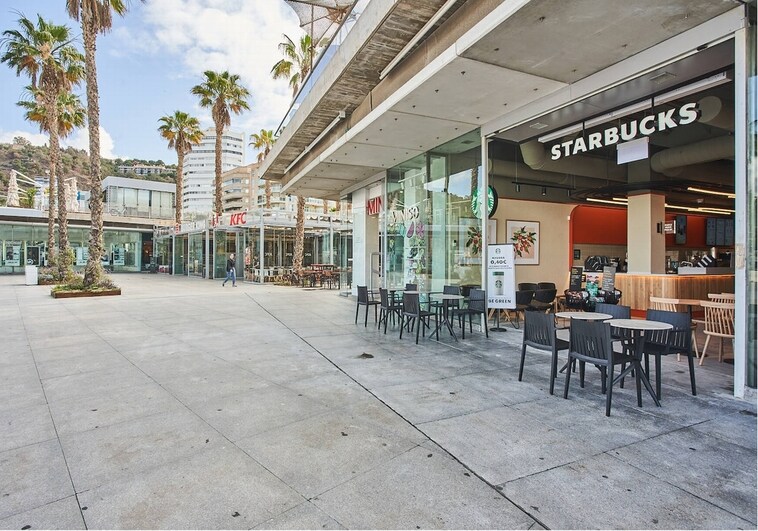 Starbucks abre una nueva cafetería en Muelle Uno