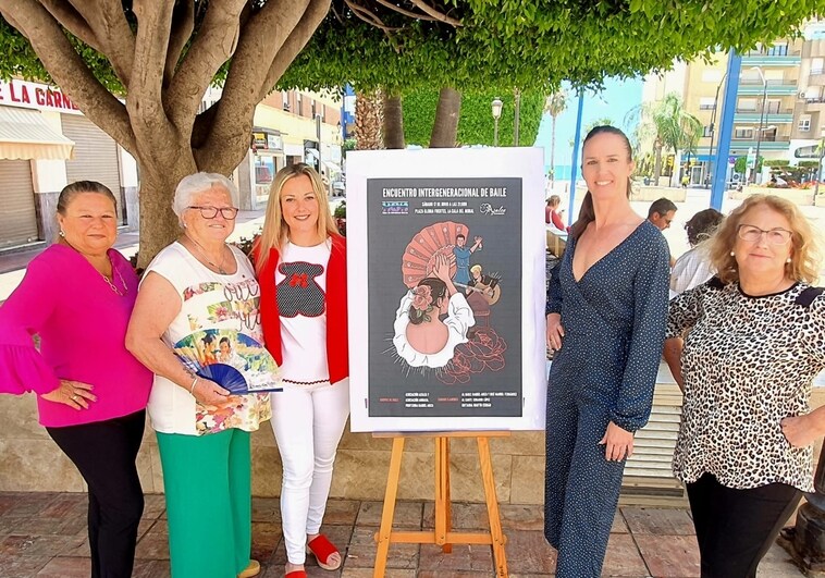 La plaza Gloria Fuertes de La Cala del Moral acoge un encuentro intergeneracional de baile flamenco