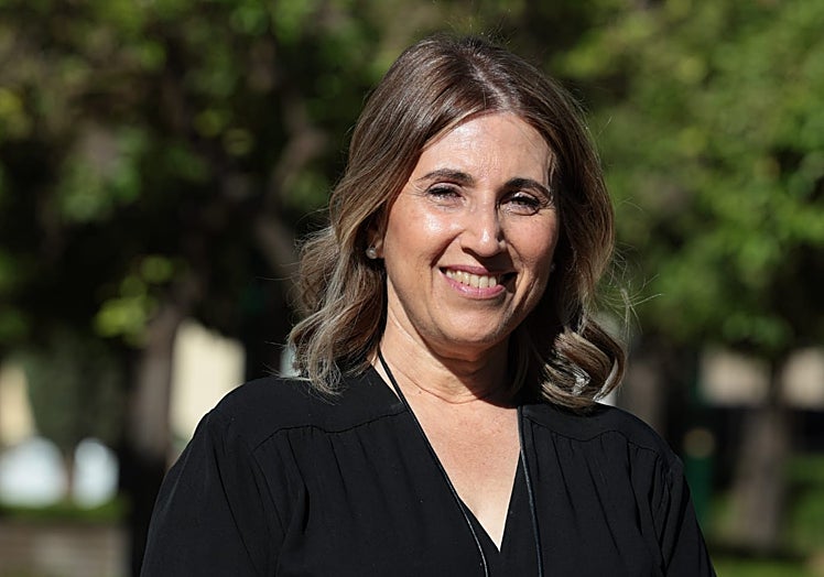 María de la Paz Flores.