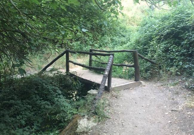 Puente sobre el arroyo de la Ventilla.