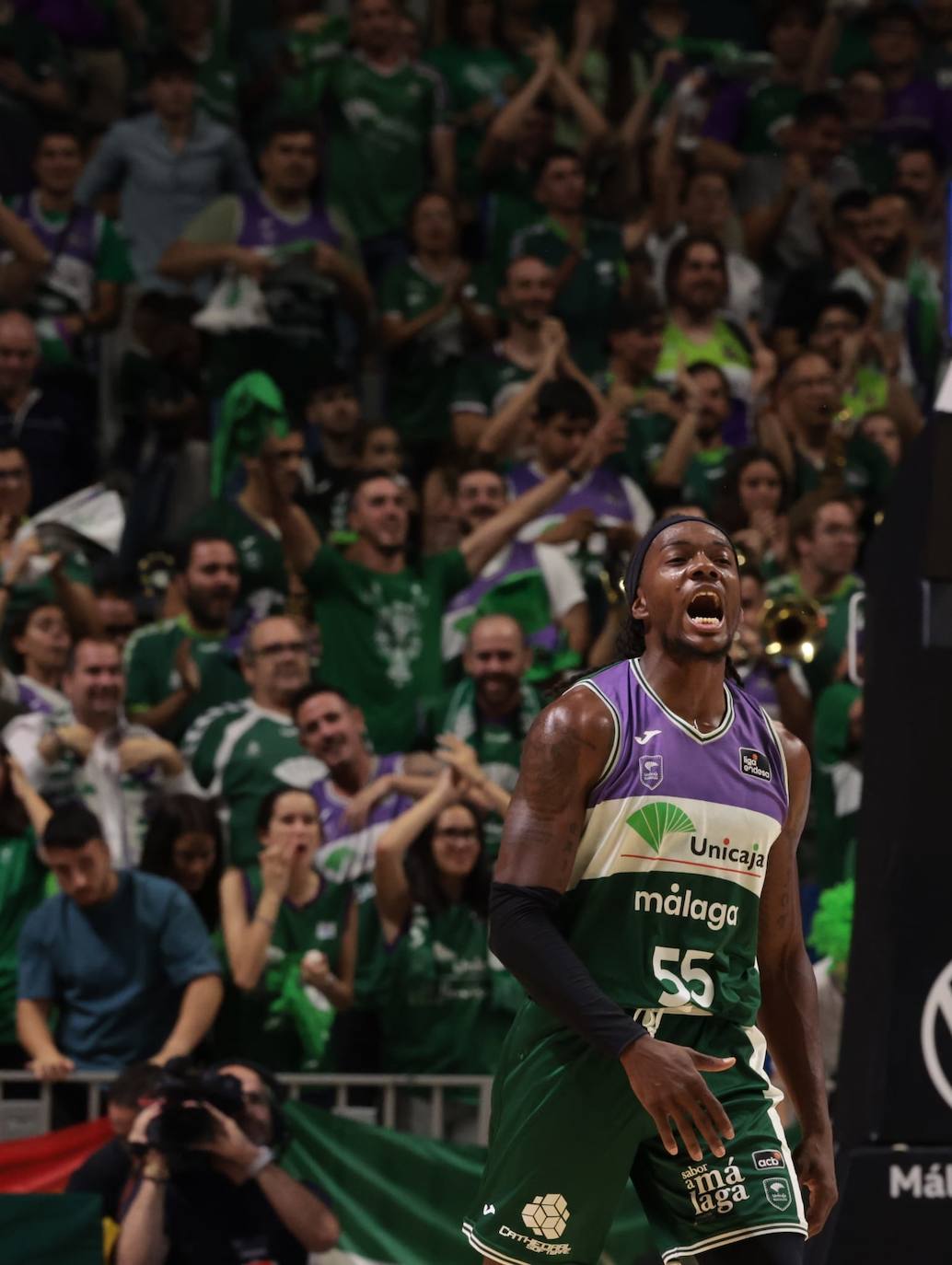 El segundo partido de play-off entre Unicaja y Tenerife, en fotos