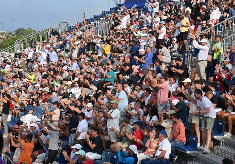 Imagen principal - Momo González buscará el pase a la final en Marbella