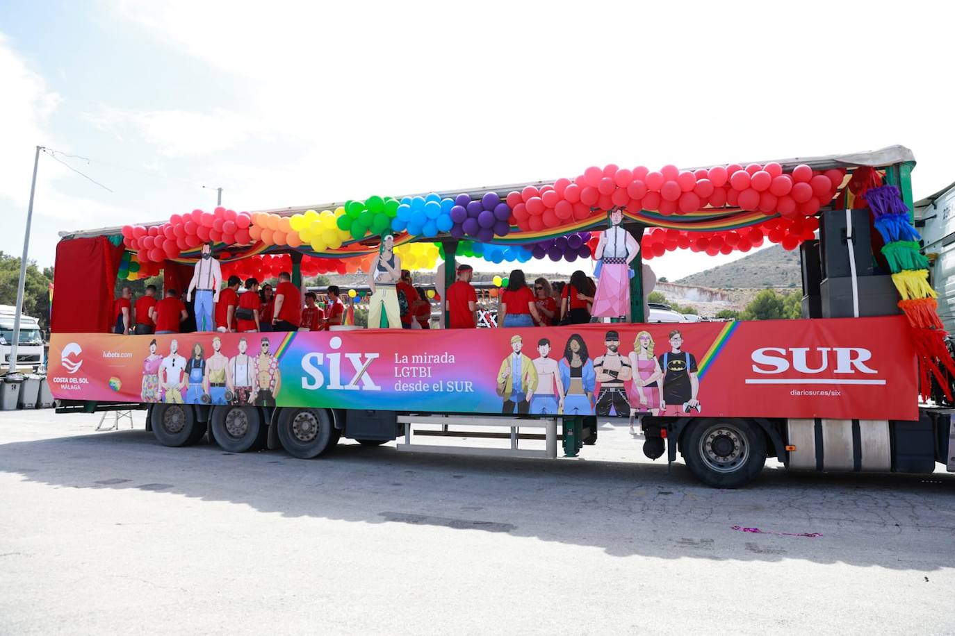 El desfile del Pride Torremolinos 2023, en imágenes