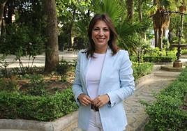 La alcaldesa de Ronda presidió la entrega de las Medallas de Cruz Roja.