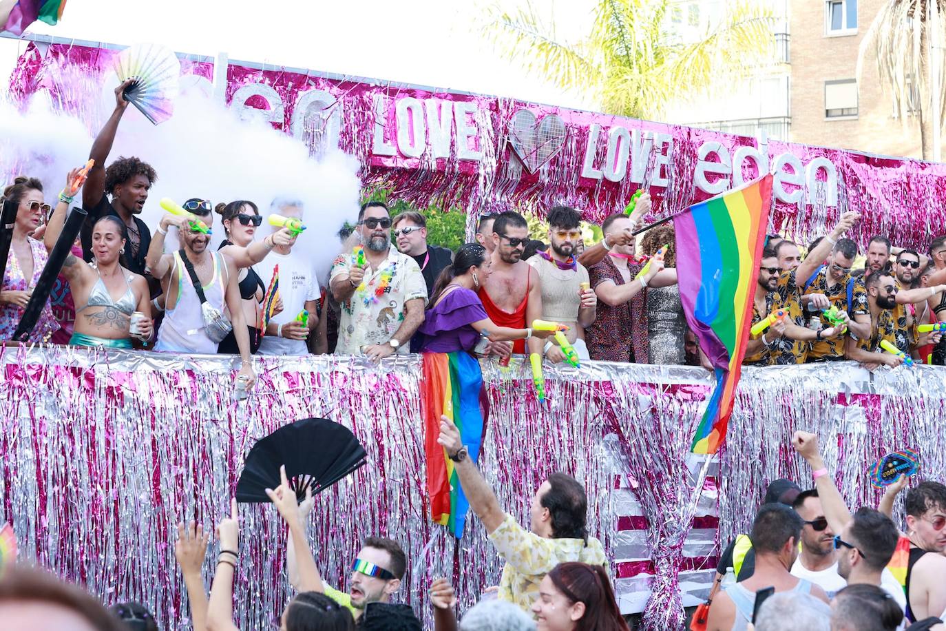 El desfile del Pride Torremolinos 2023, en imágenes