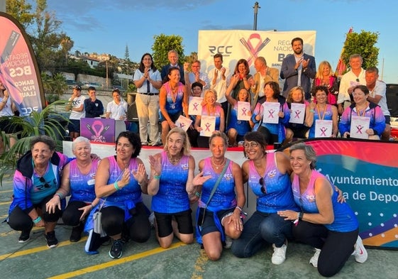 La tripulación de Candado con Ellas, en la entrega de premios.