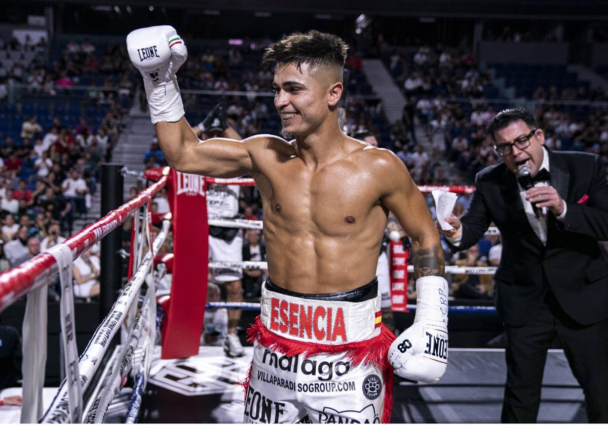 Samuel 'La Esencia' Molina celebra una victoria esta temporada.