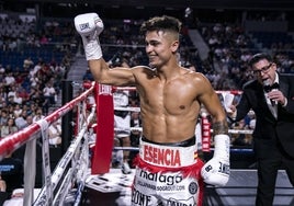 Samuel 'La Esencia' Molina celebra una victoria esta temporada.