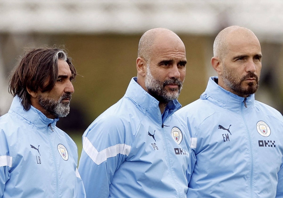 Enzo Maresca (derecha), junto a Lorenzo Buenaventura (preparador físico) y Pep Guardiola, en la víspera de la final.