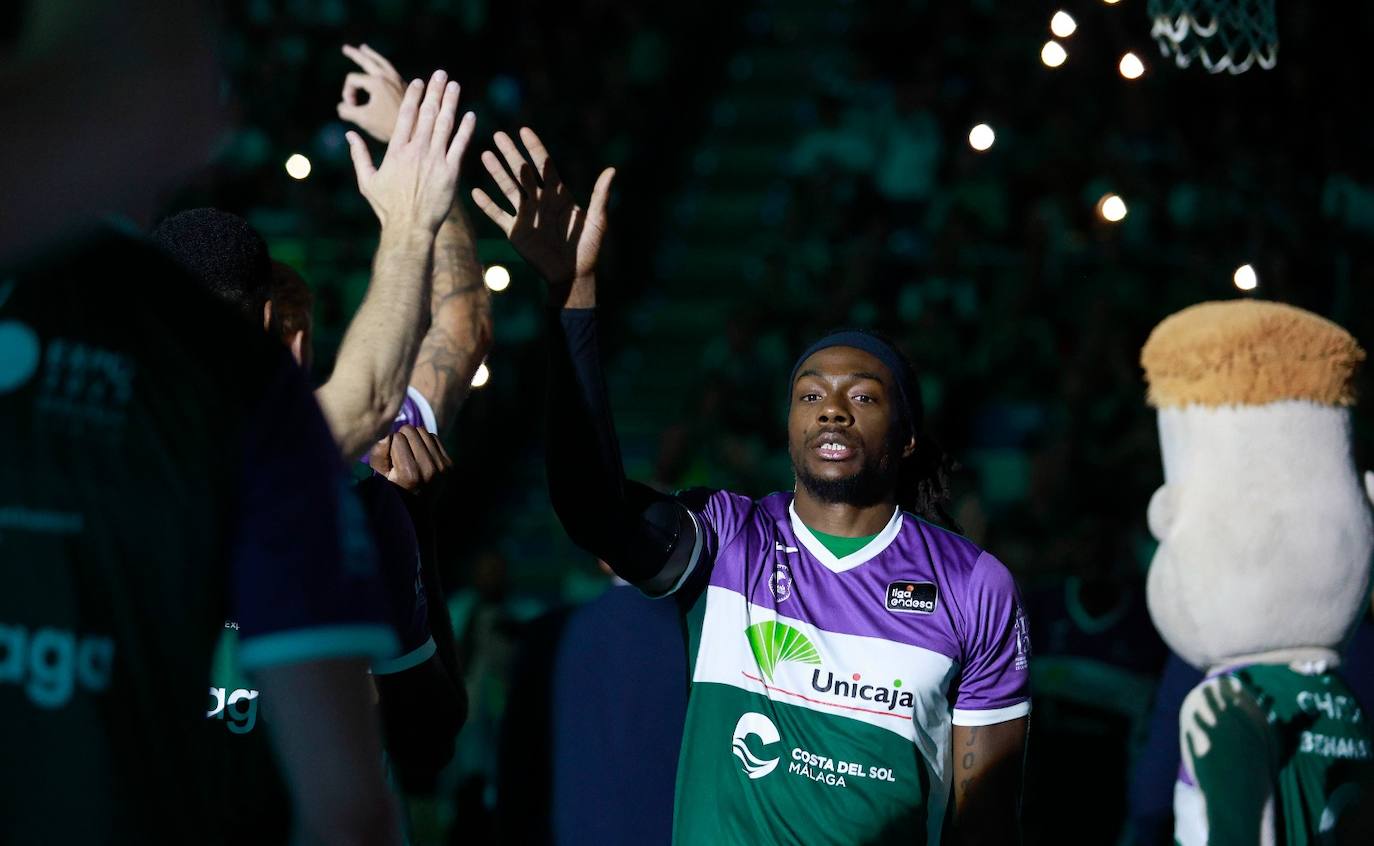 El tercer partido de la serie Unicaja-Barça, en imágenes