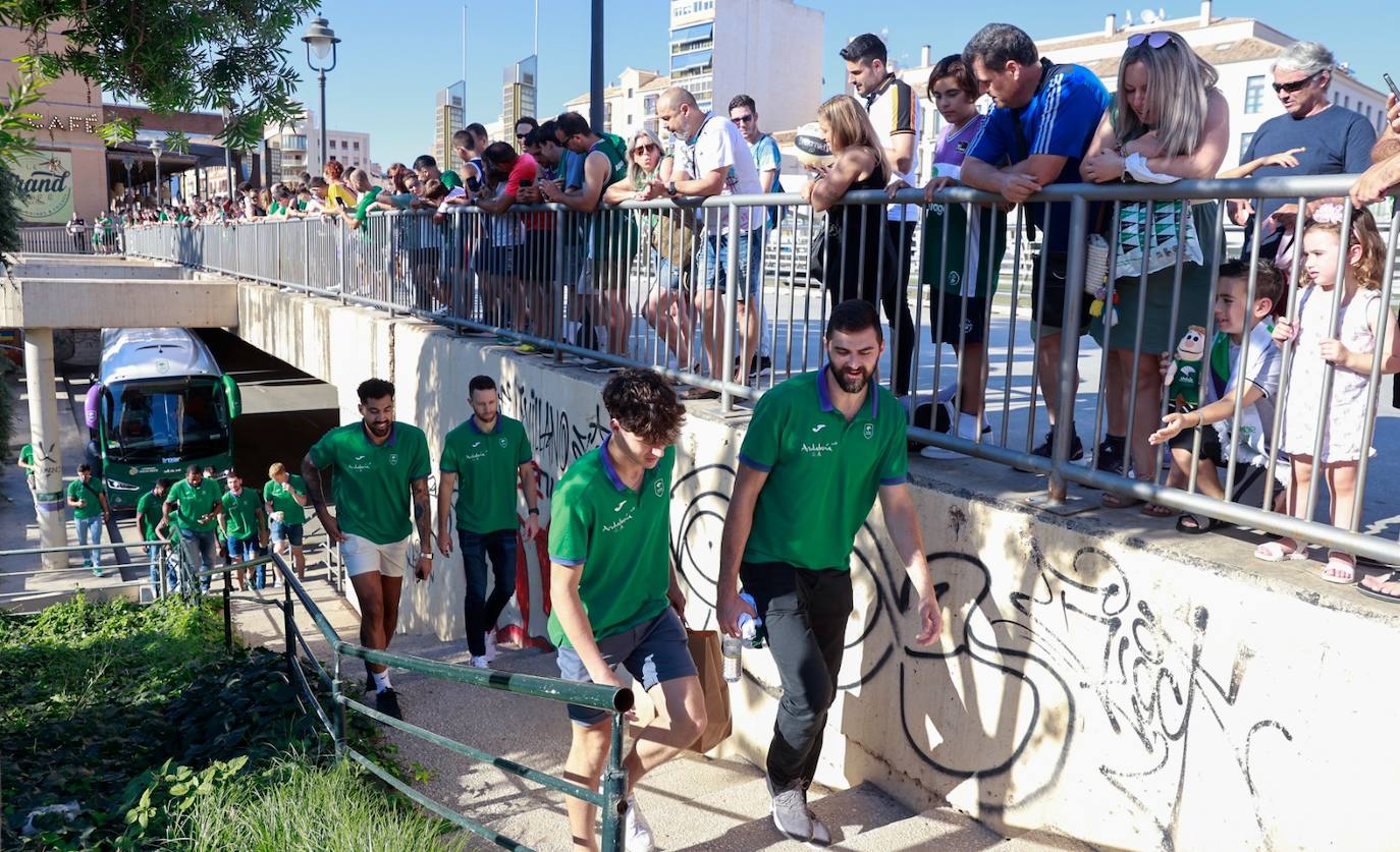El Unicaja se despide de sus aficionados en Le Grand Café